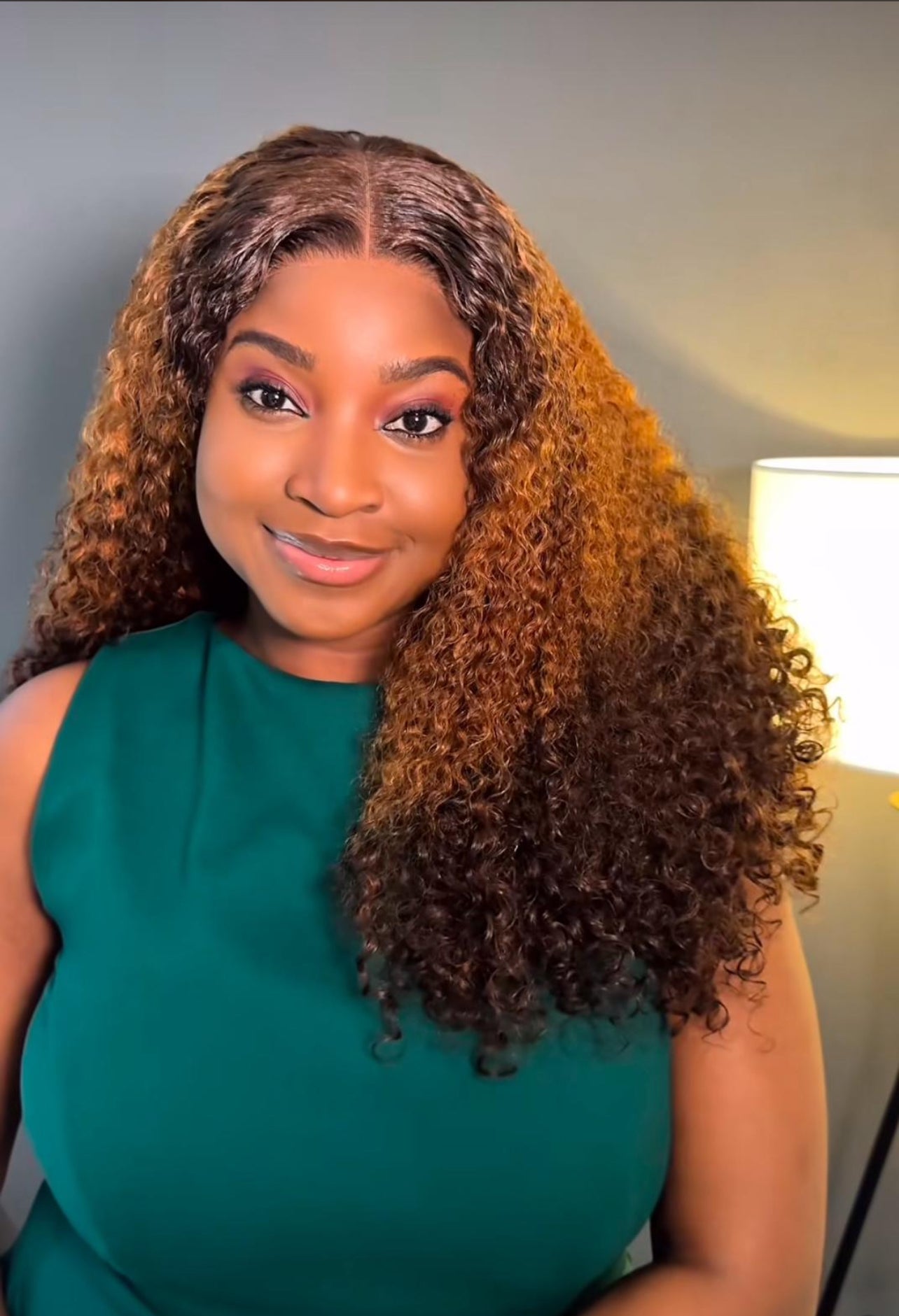 CURLY WIGS